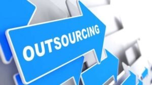 Ekonom Sebut Penghapusan Outsourcing Beri Kepastian untuk Pegawai