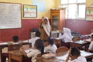 Pemerintah Buka Rekrutmen 1.500 Lowongan Kerja Guru untuk Program Sekolah Rakyat