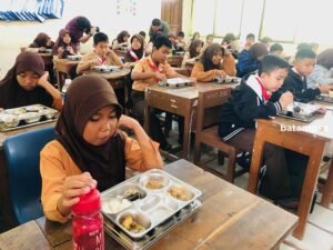 Program MBG Perkuat Gizi, Dorong Ekonomi, dan Wujudkan Kesejahteraan Masyarakat