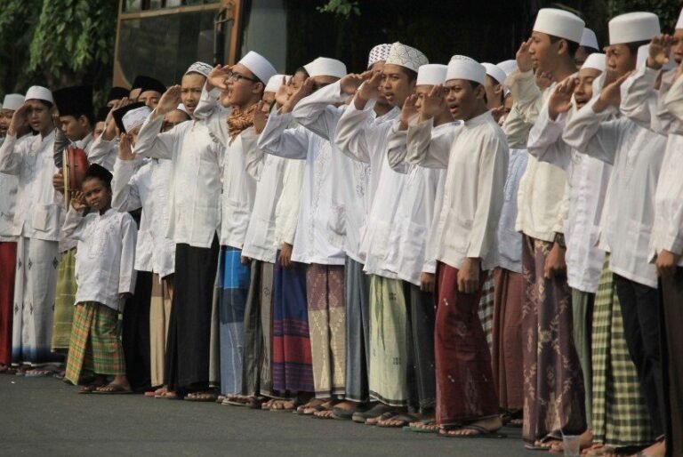 Ikatan Santri DKI Mengajak Masyarakat untuk Berhenti Berdemonstrasi Anarkis dan Tidak Terprovokasi