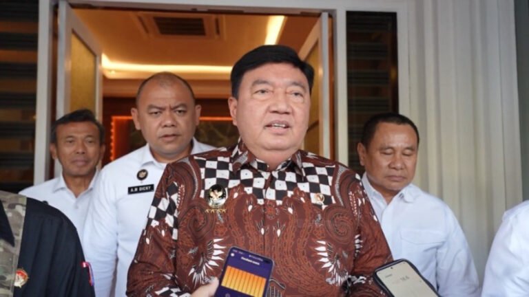 Menko Polkam: Masyarakat Waspadai Terhadap Isu Yang Berkembang Jangan Terprovokasi