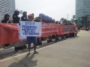 Publik dan Aparat Sepakat Tolak Aksi Anarkis yang Ancam Demokrasi