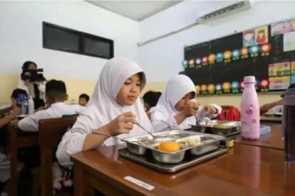 MBG Wujud Semangat Sumpah Pemuda: Generasi Muda Sehat, Cerdas dan Mandiri