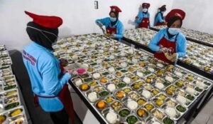 Setahun Program MBG, Publik Apresiasi Manfaat Gizi dan Ekonomi