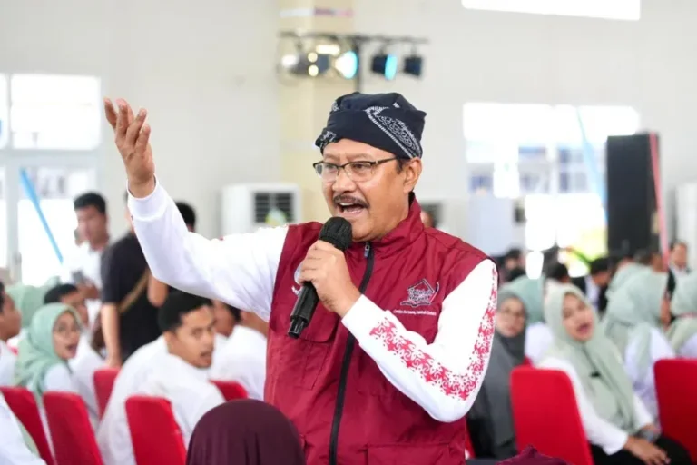 Pemerintah Dorong Sekolah Rakyat untuk Wujudkan Cita-Cita Sumpah Pemuda