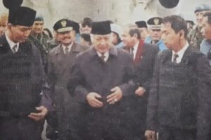 Momentum Hari Pahlawan, Tokoh Publik Nilai Soeharto Layak Dianugerahi Gelar Pahlawan Nasional