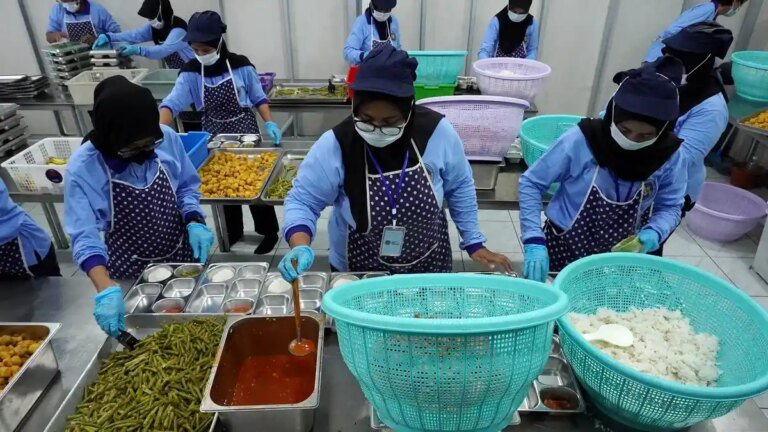 Pemerintah Fokus Benahi MBG dari Hulu hingga Hilir