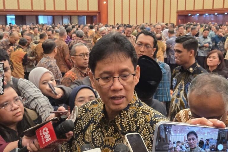 Pemerintah Pastikan THR Cair Tepat Waktu