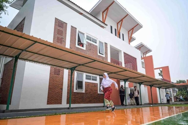 Sekolah Rakyat dan Social Mobility bagi Keluarga Kurang Mampu