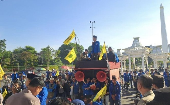 Demo Mahasiswa dan Pentingnya Menilai Pemerintah Secara Objektif