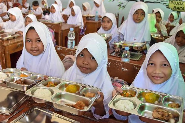 Model MBG 3T untuk Atasi Hambatan Jarak dan Akses