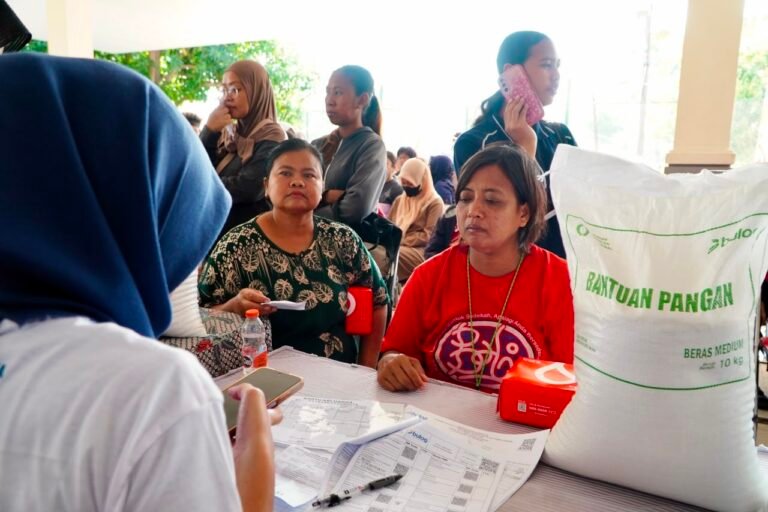 Arahan Presiden Prabowo, Bantuan Beras 10 Kg Berlanjut hingga Akhir Tahun