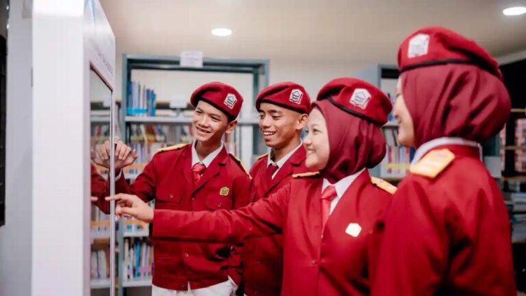 Evaluasi Sekolah Rakyat Menunjukkan Pemerintah Tidak Menutup Mata terhadap Kekurangan