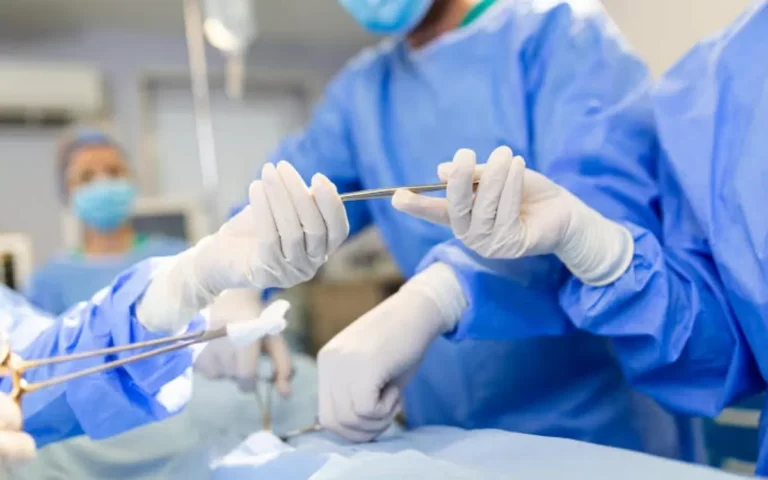 Pemerintah Siapkan 1.000 Beasiswa Dokter Spesialis, Akses Kesehatan Daerah Jadi Prioritas